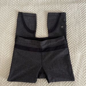 Lululemon Athletica Wunder Under Cropped Leggings